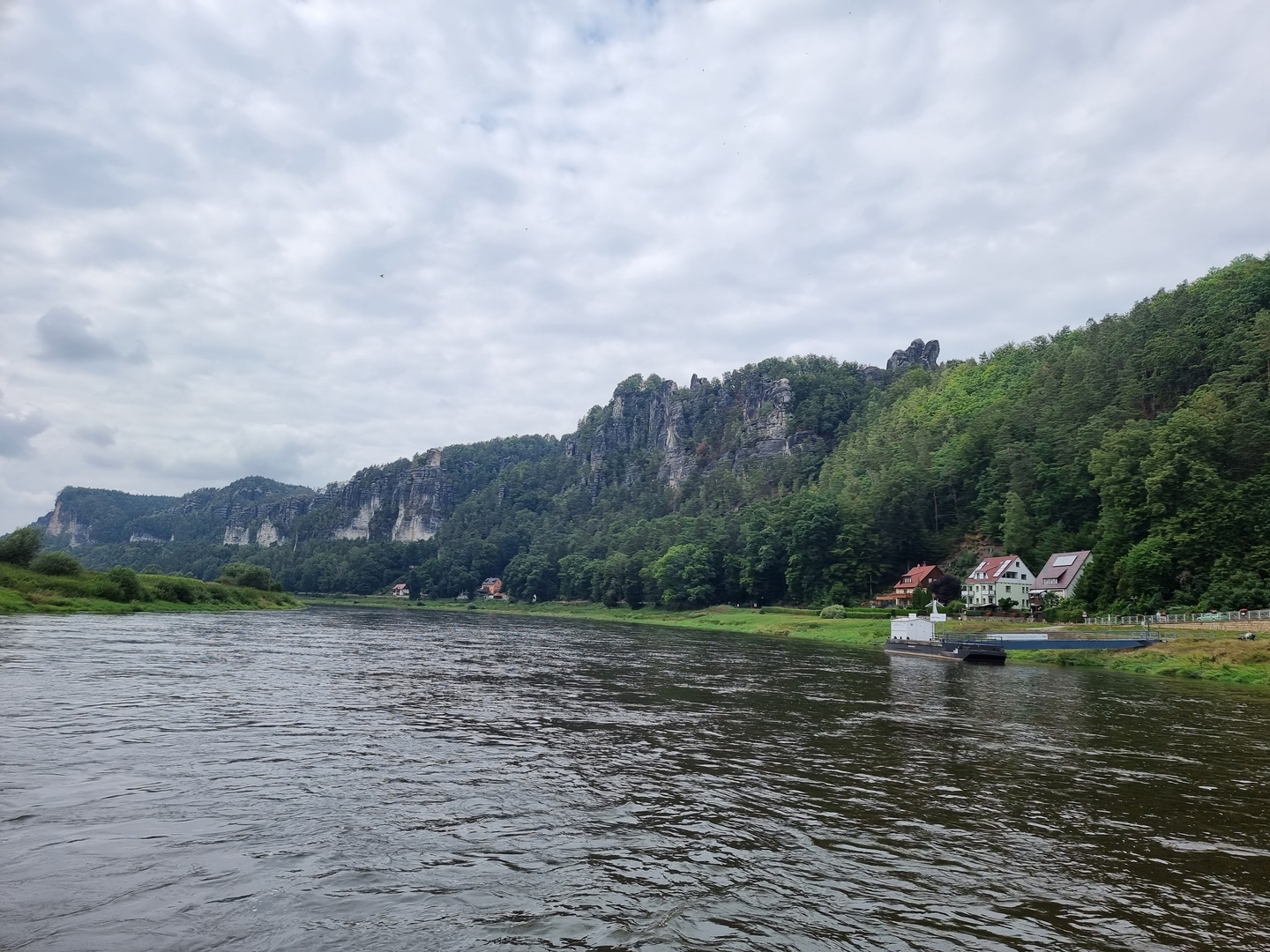 Elbe in der Sächsischen Schweiz