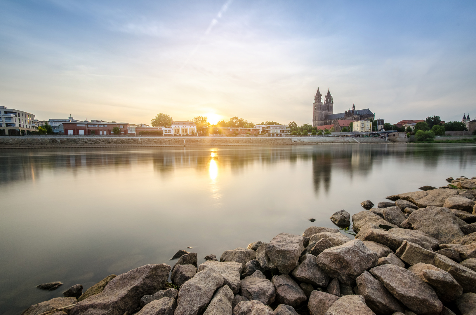 Elbe mit Magdeburger Dom