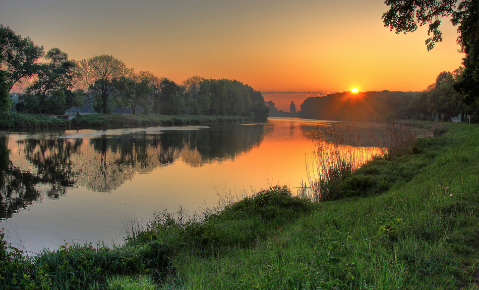 Elbe morgens