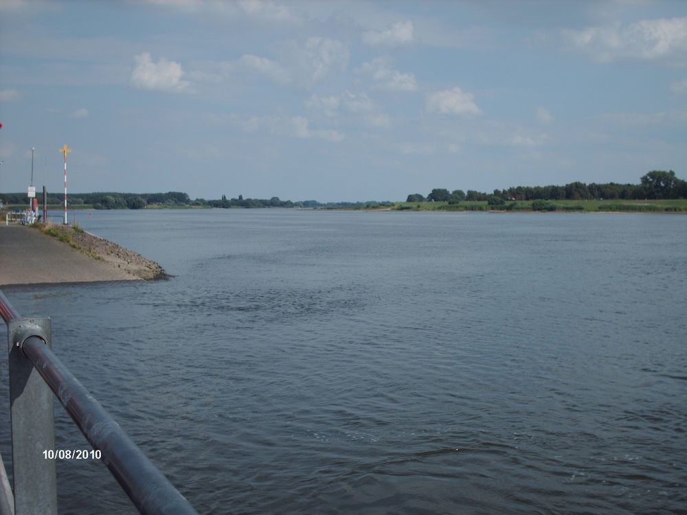 Elbe Richtung Geesthacht