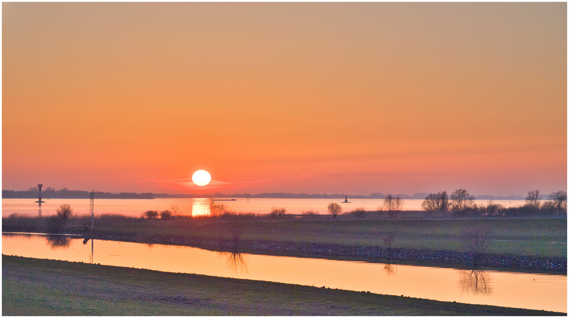 Elbe und Krückau im Abendlicht