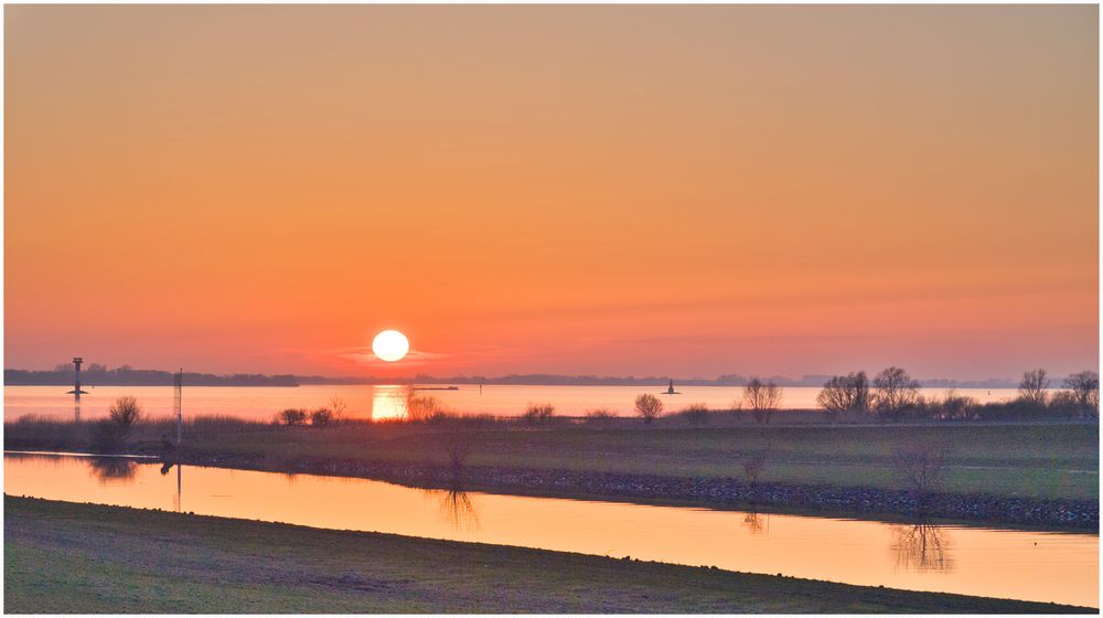 Elbe und Krückau im Abendlicht