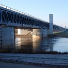 Elbe unter der Trogbrücke