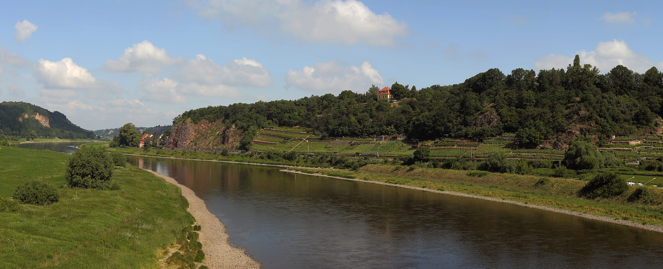 Elbeblick flußabwärts von Meissen aus gesehen...