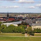 Elbebogen aus über 60 m von der Frauenkirche aus und für...