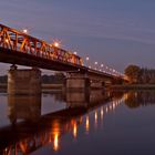 Elbebrücke am Abend