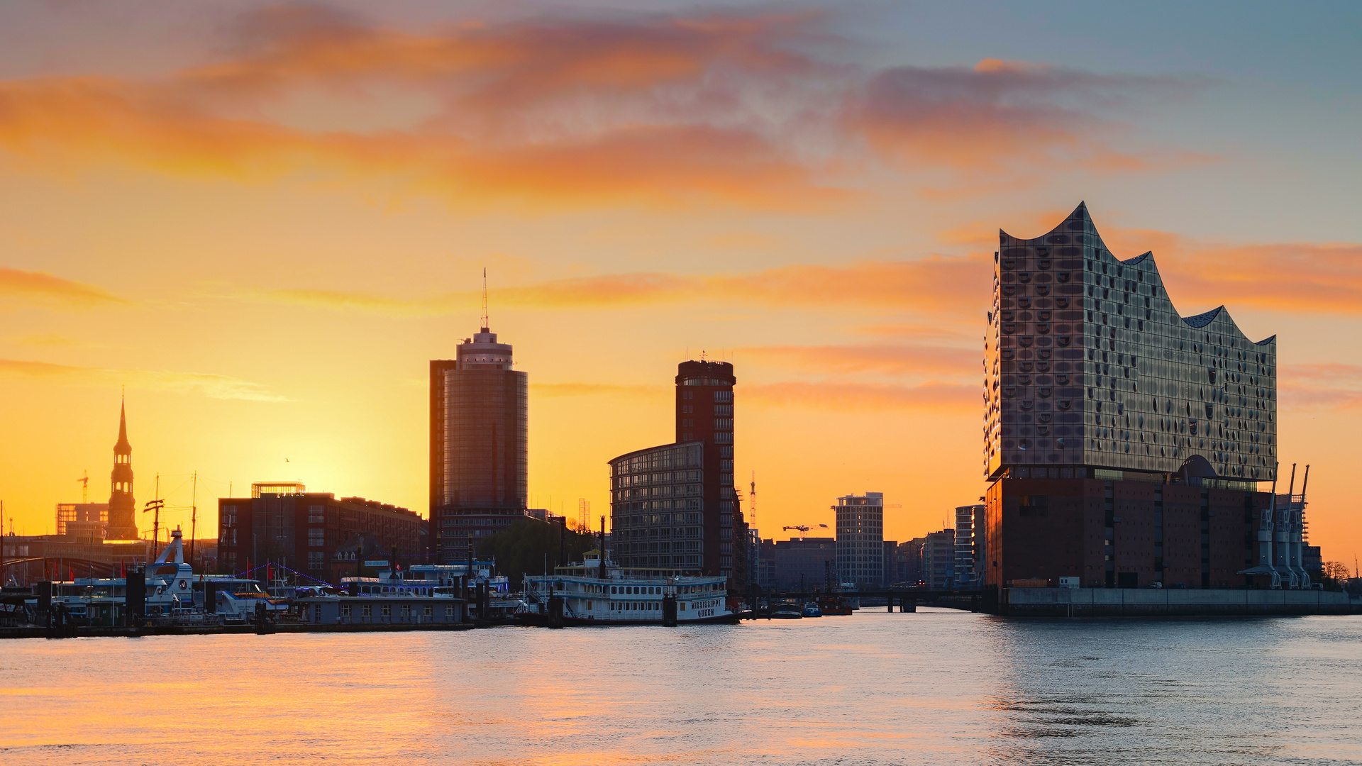 Elbphilharmonie am Morgen