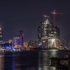 Elbphilharmonie bei Nacht