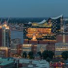 Elbphilharmonie bei Nacht