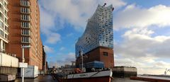 Elbphilharmonie fast fertig Januar 2015