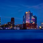 Elbphilharmonie in der blauen Stunde