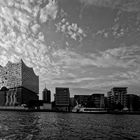 Elbphilharmonie in Schwarzweiß