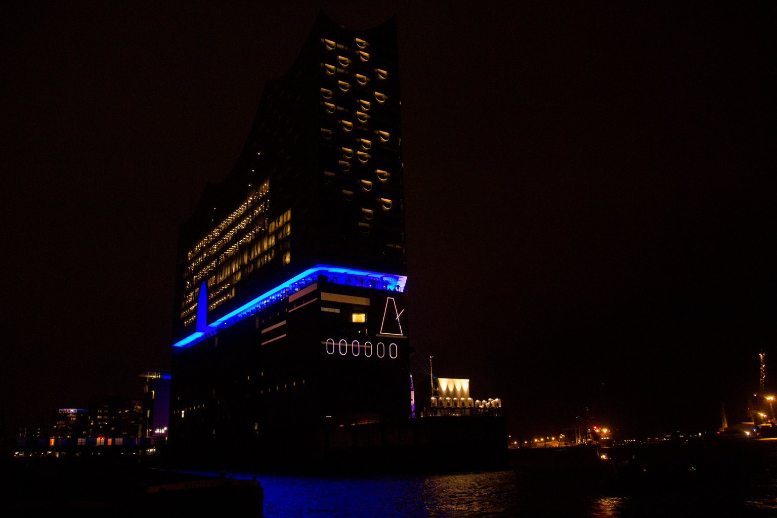 Elbphilharmonie Opening Show