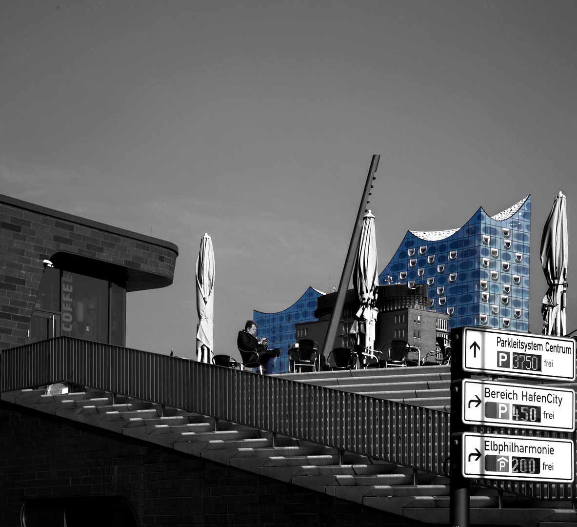 Elbphilharmonie - P - 200 frei .....