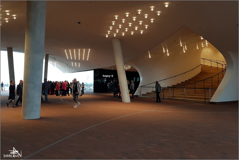 Elbphilharmonie - Plaza