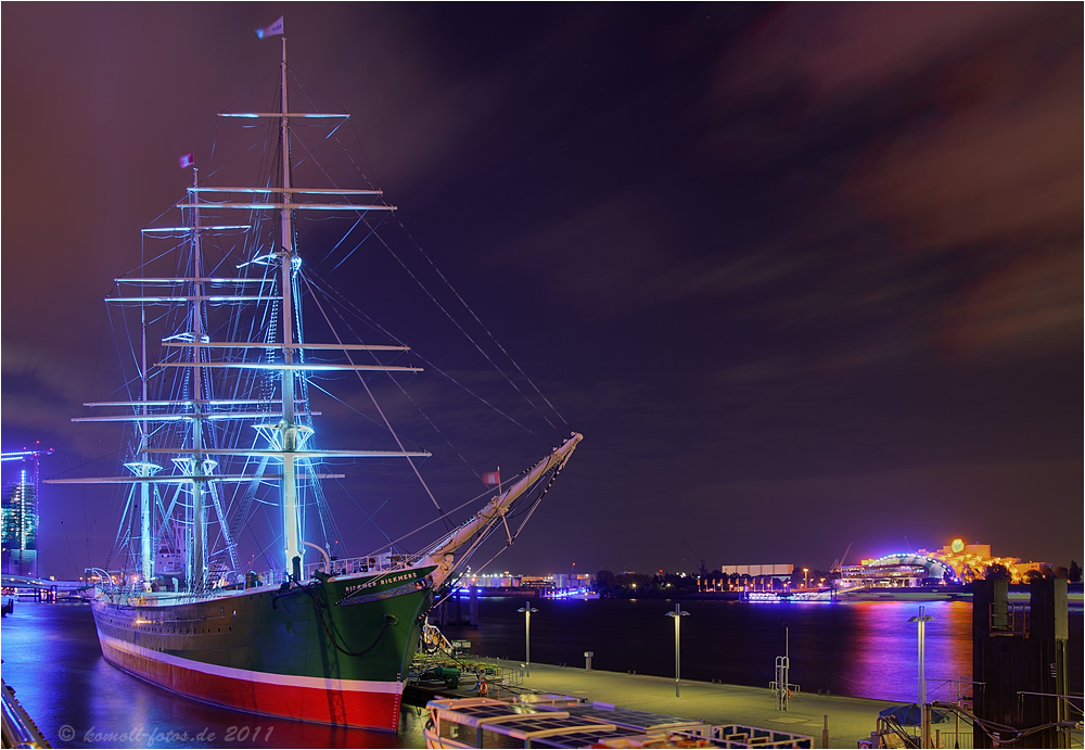 Elbphilharmonie - Rickmer Rickmers - König der Löwen