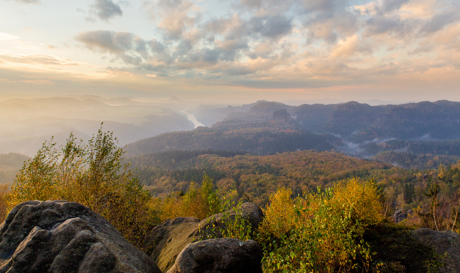 Elbsandsteingebirge im Oktober