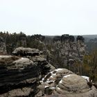 Elbsandsteingebirge mit Schnee