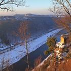 Elbtalblick zum Rauenstein, den Bärensteinen und in der Ferne Dresden und Pirna...