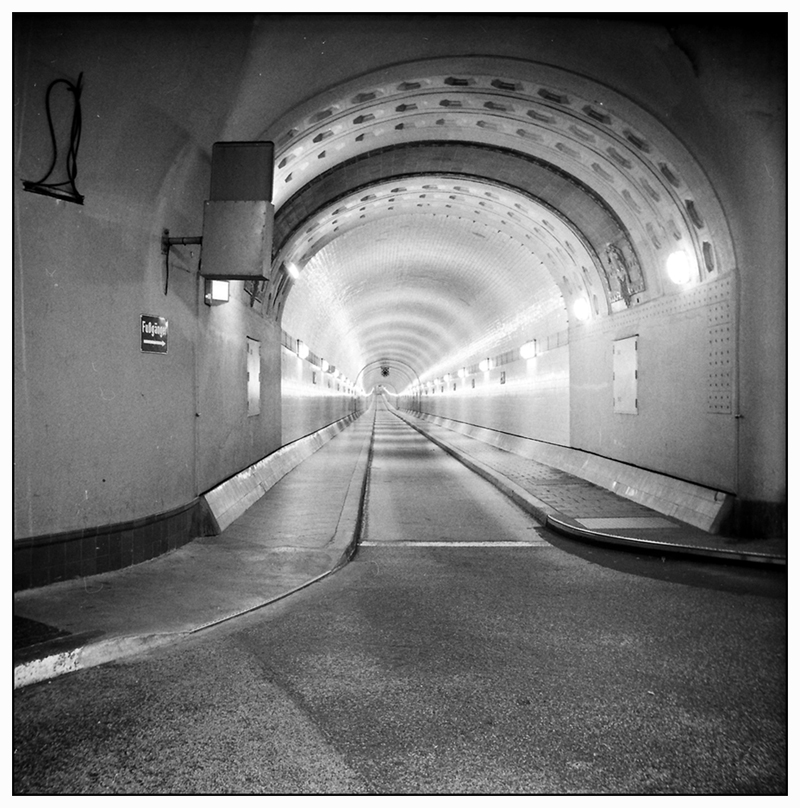 Elbtunnel auf B