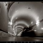 - Elbtunnel -