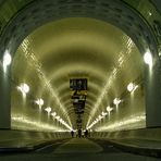 Elbtunnel - farbig