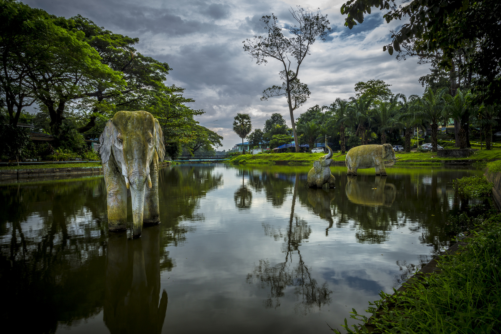 Elefanten im Park in Rayong (Myanmar)