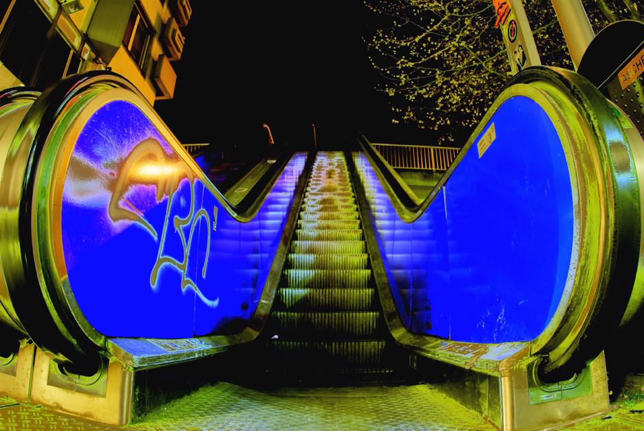 Elefantenklo Gießen Foto & Bild archiv kritik am bild, kritik am