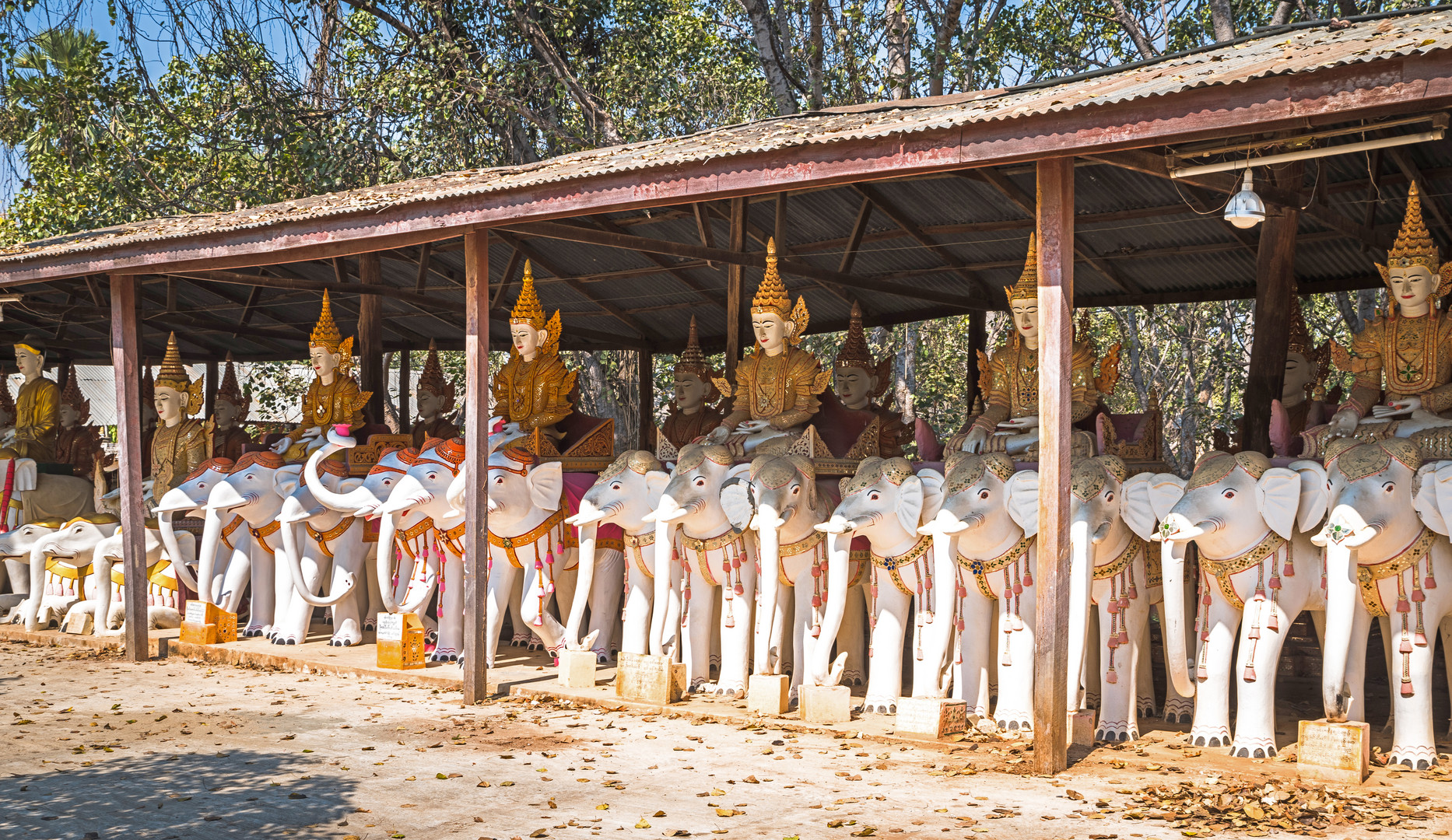 "Elefantenstallung" bei der Aung Setky-Pagode