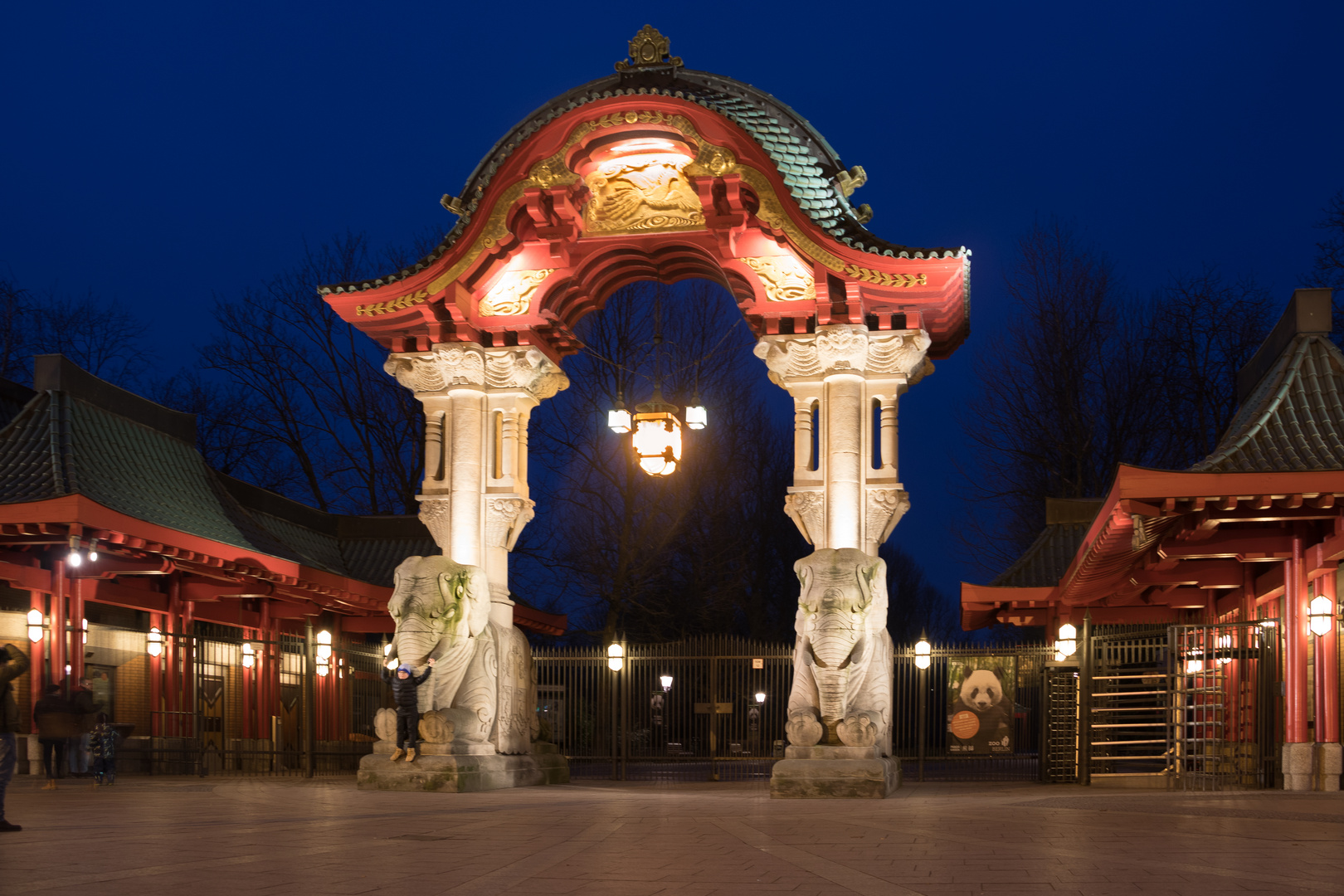 Elefantentor vor dem Berliner Zoo