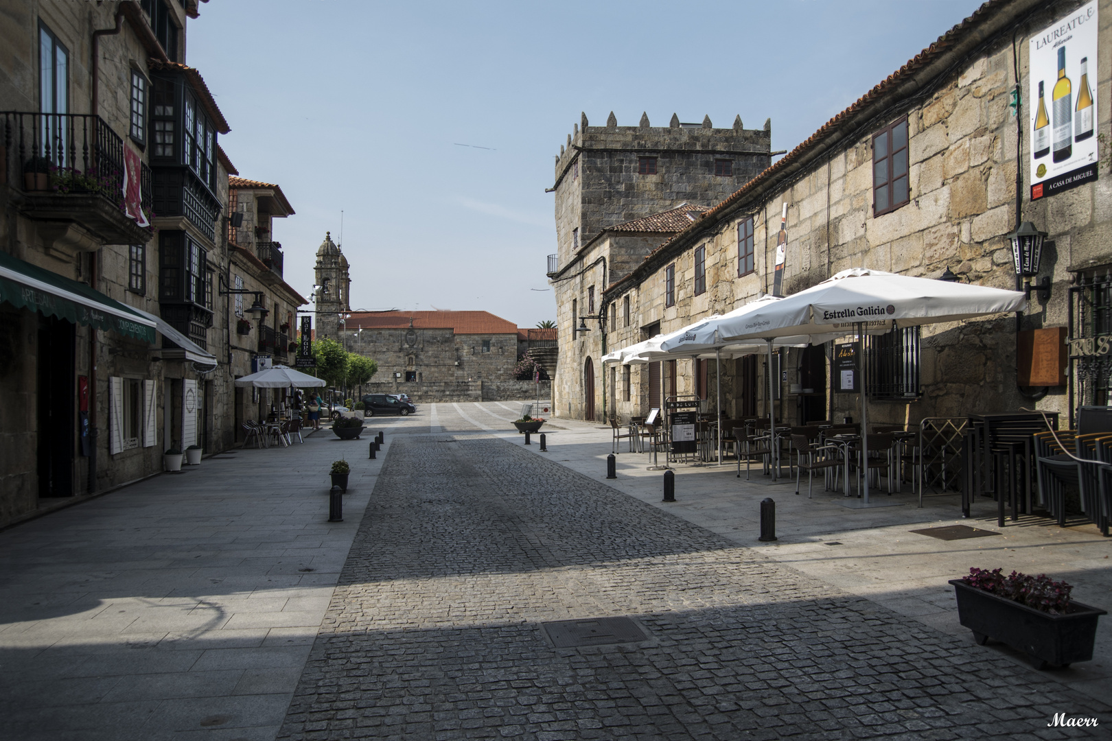 Elegante calle de Cambados