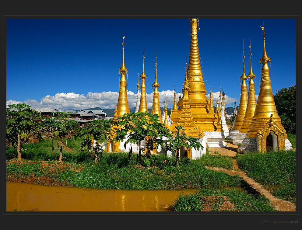 Elegante Stupas