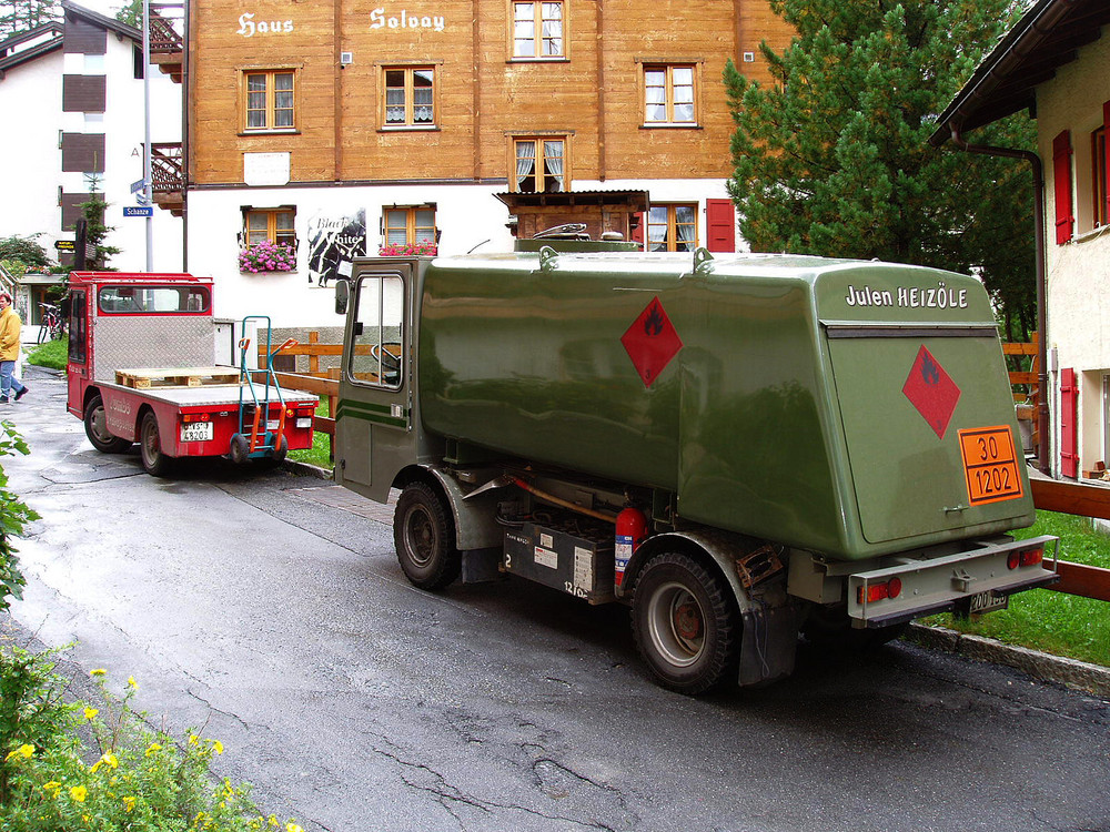 Elektro - Heizöltanklaster in Zermatt