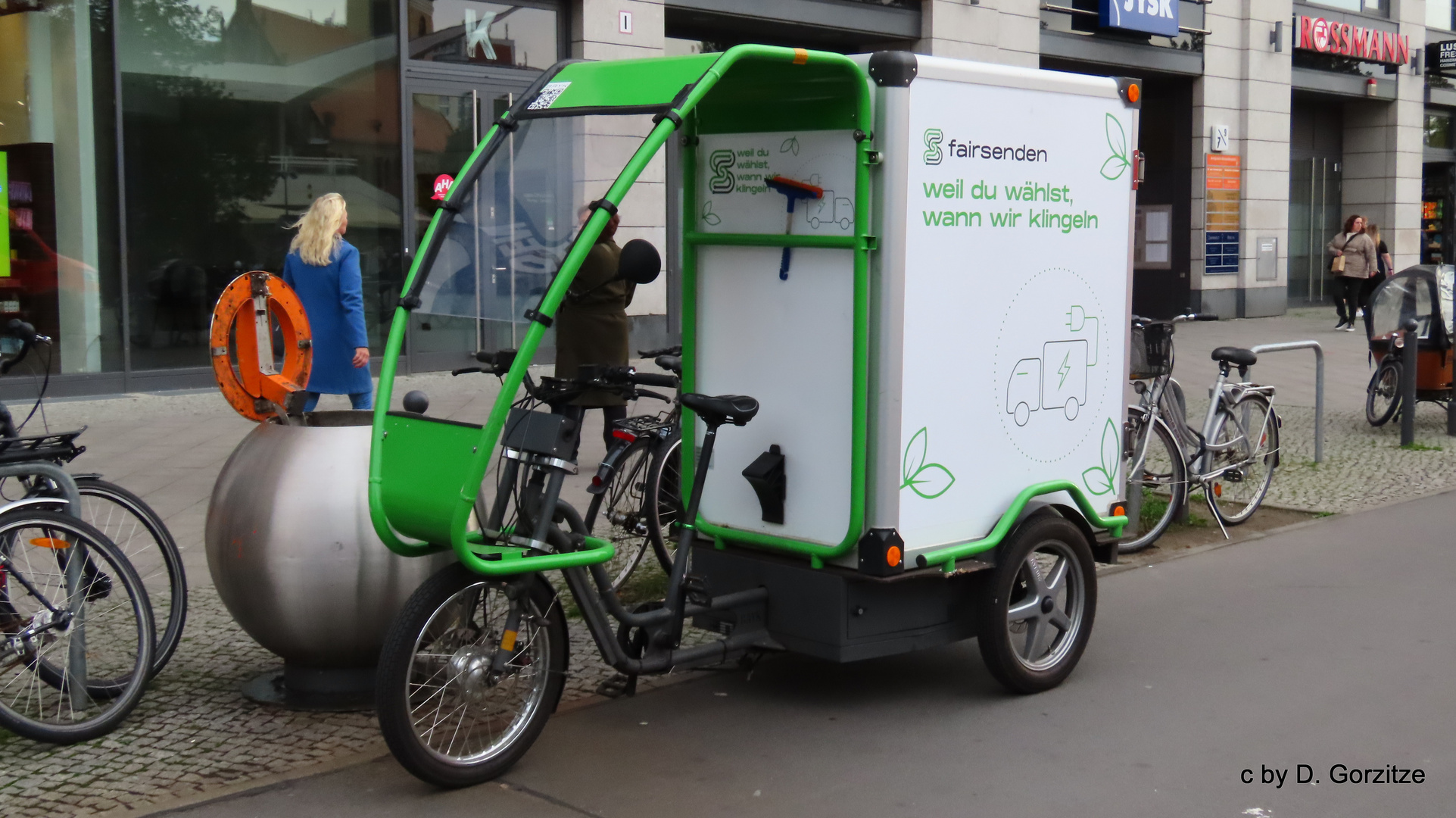 Elektro Lastenrad mit Kofferaufbau !