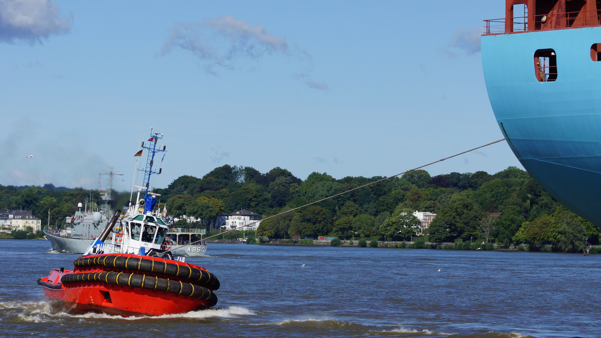 Eleonora Maersk am Haken