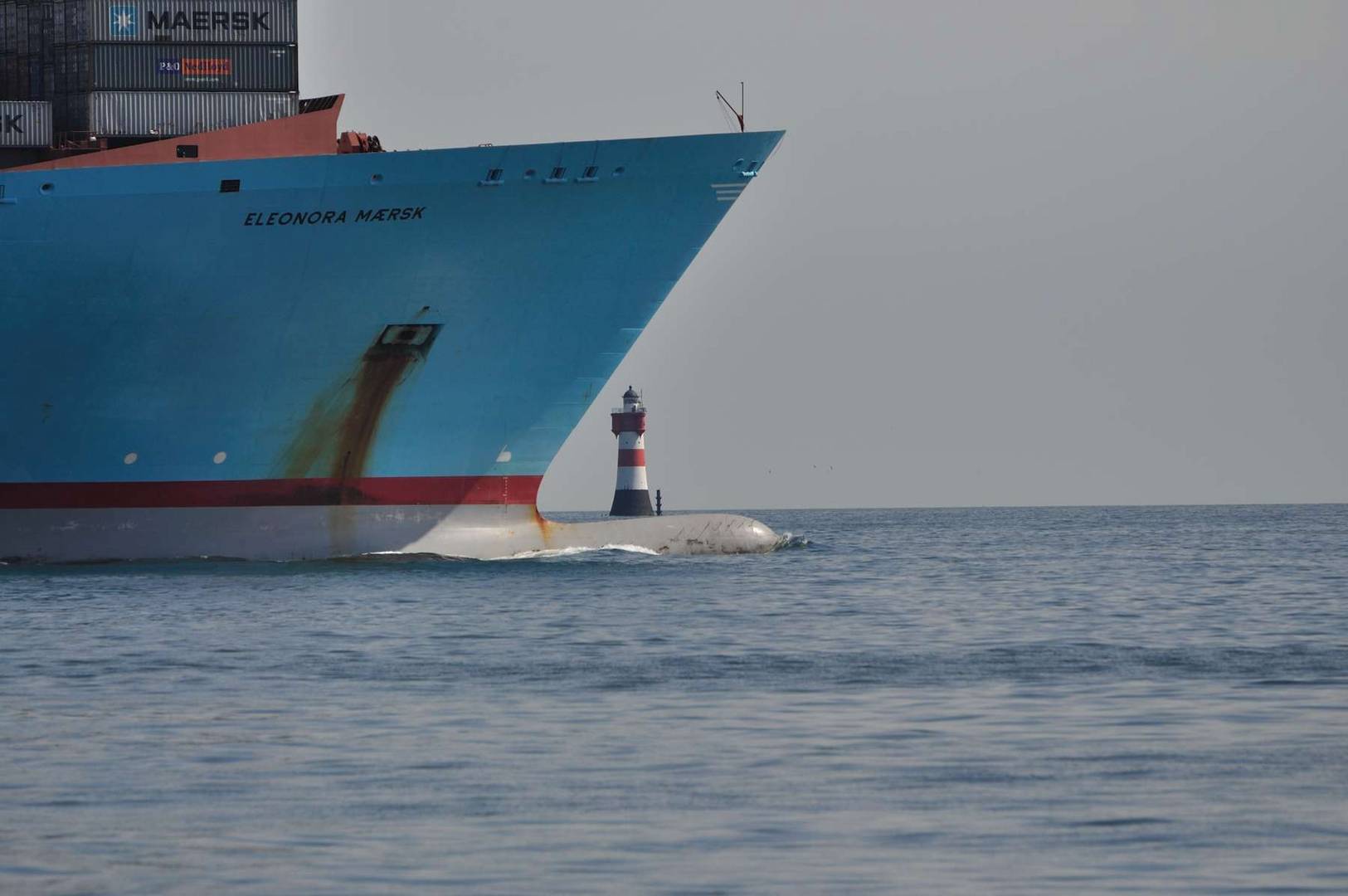 Eleonora Maersk trifft Roter Sand