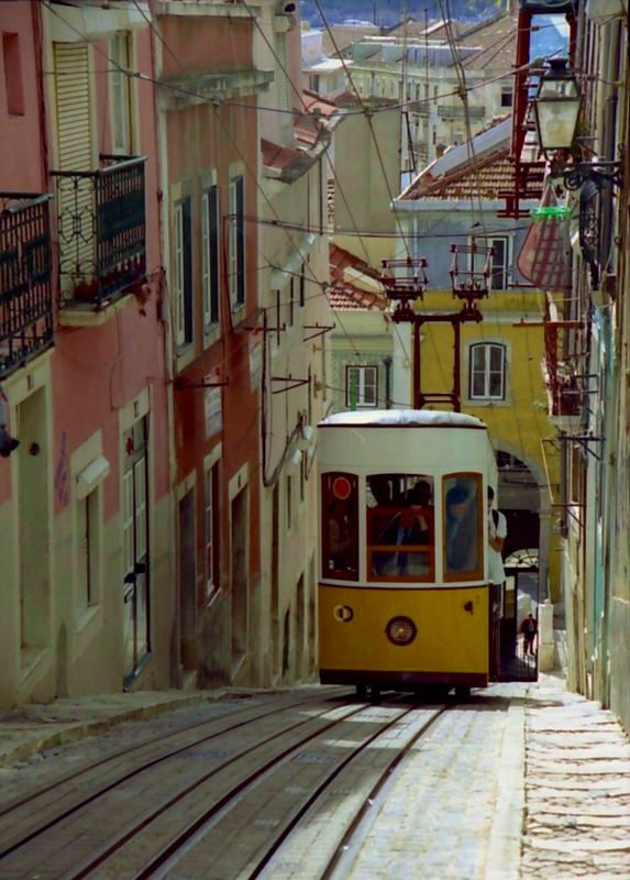 Elevador de Bica im Bairro Alto, Lisboa