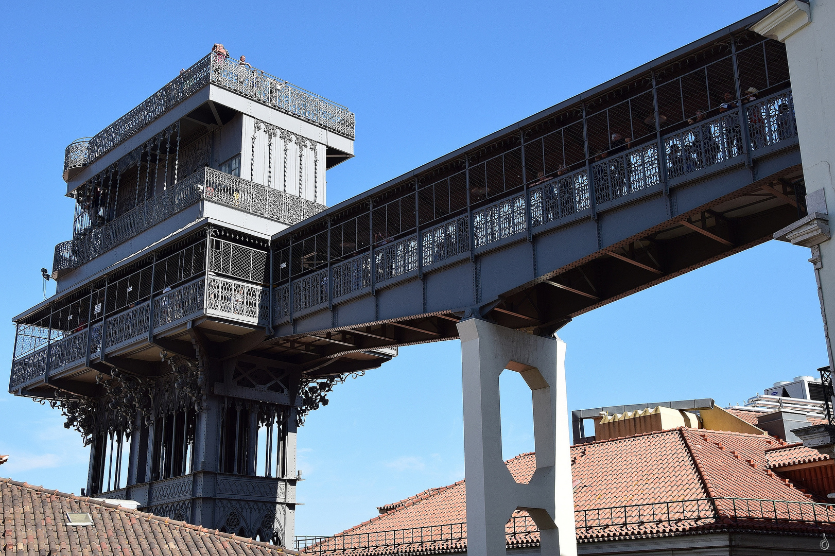 Elevador   --    ...Fahrstuhl über den Dächern   ©D4388