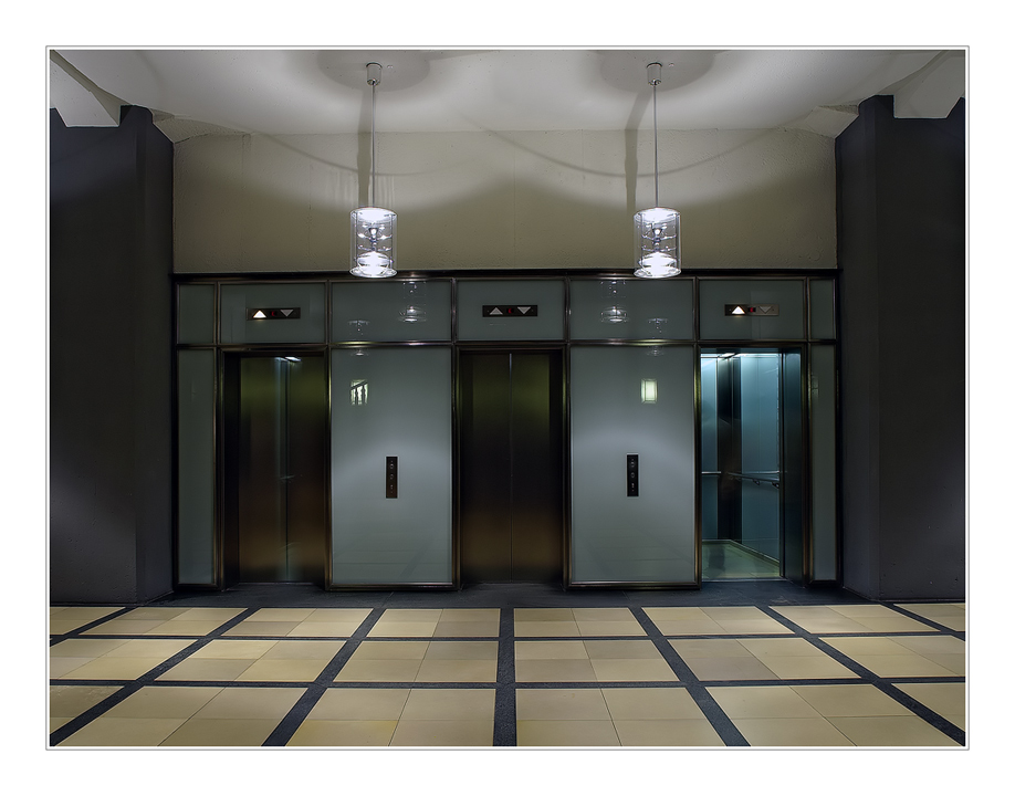 Elevator... - Meßberghof Entrance (2)