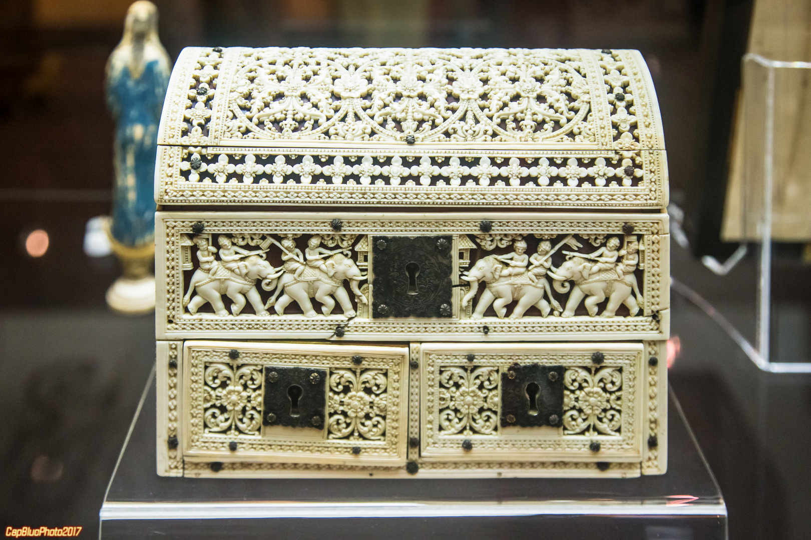 Elfenbeinschmuckkästchen im Museu Nacional de Arte Antiga