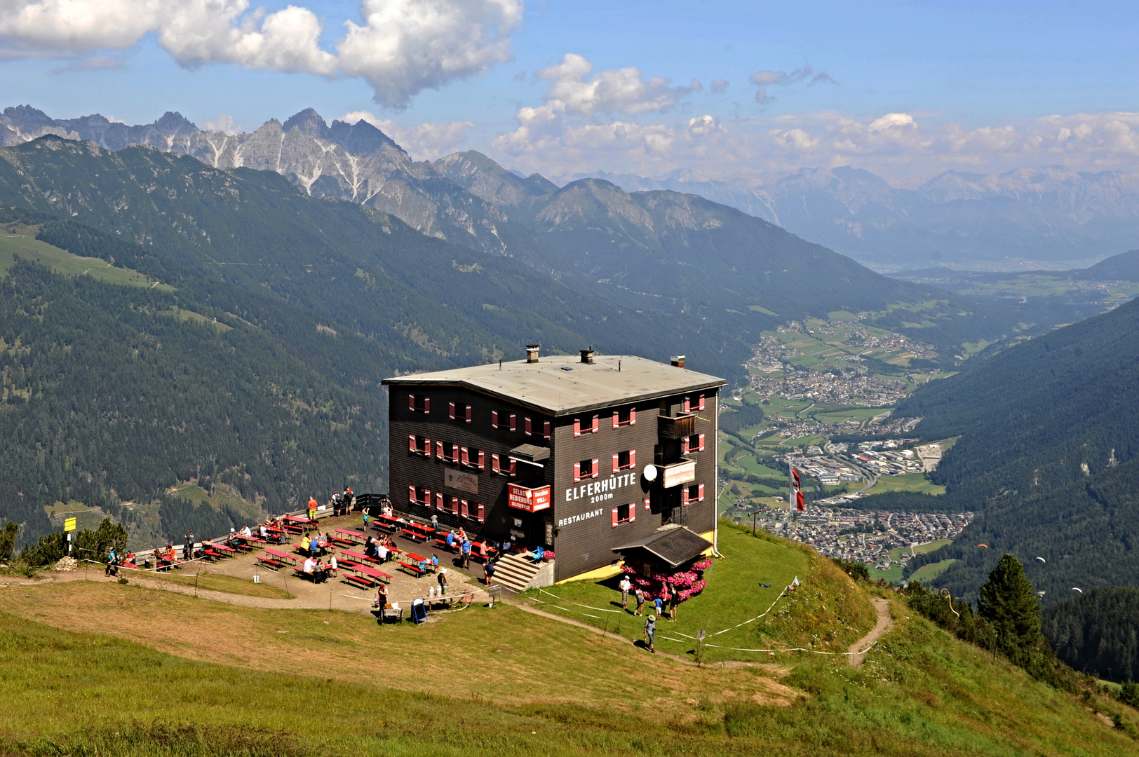 Elferhütte 2080 m
