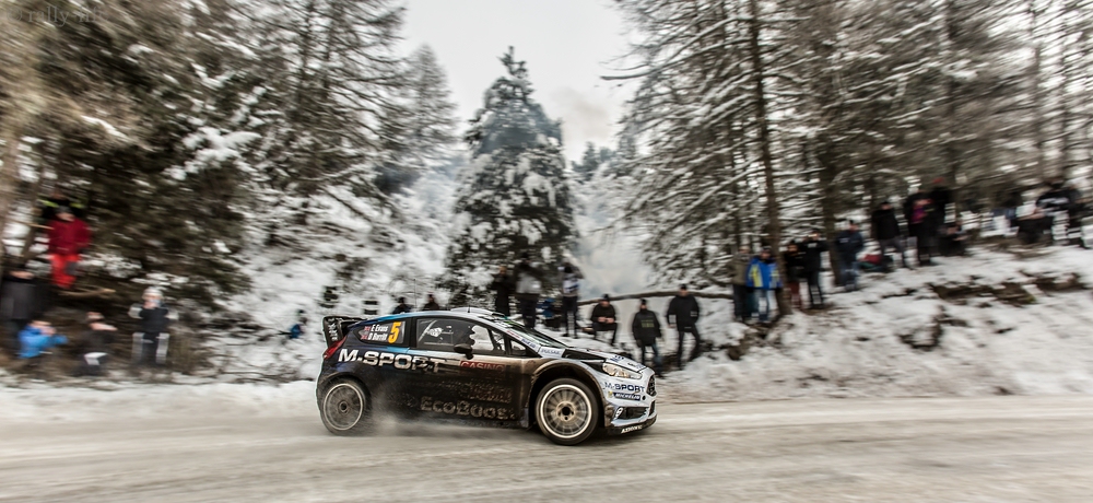 Elfyn at the Snow....