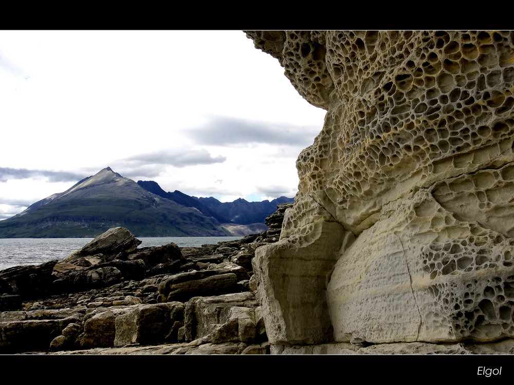 --Elgol--