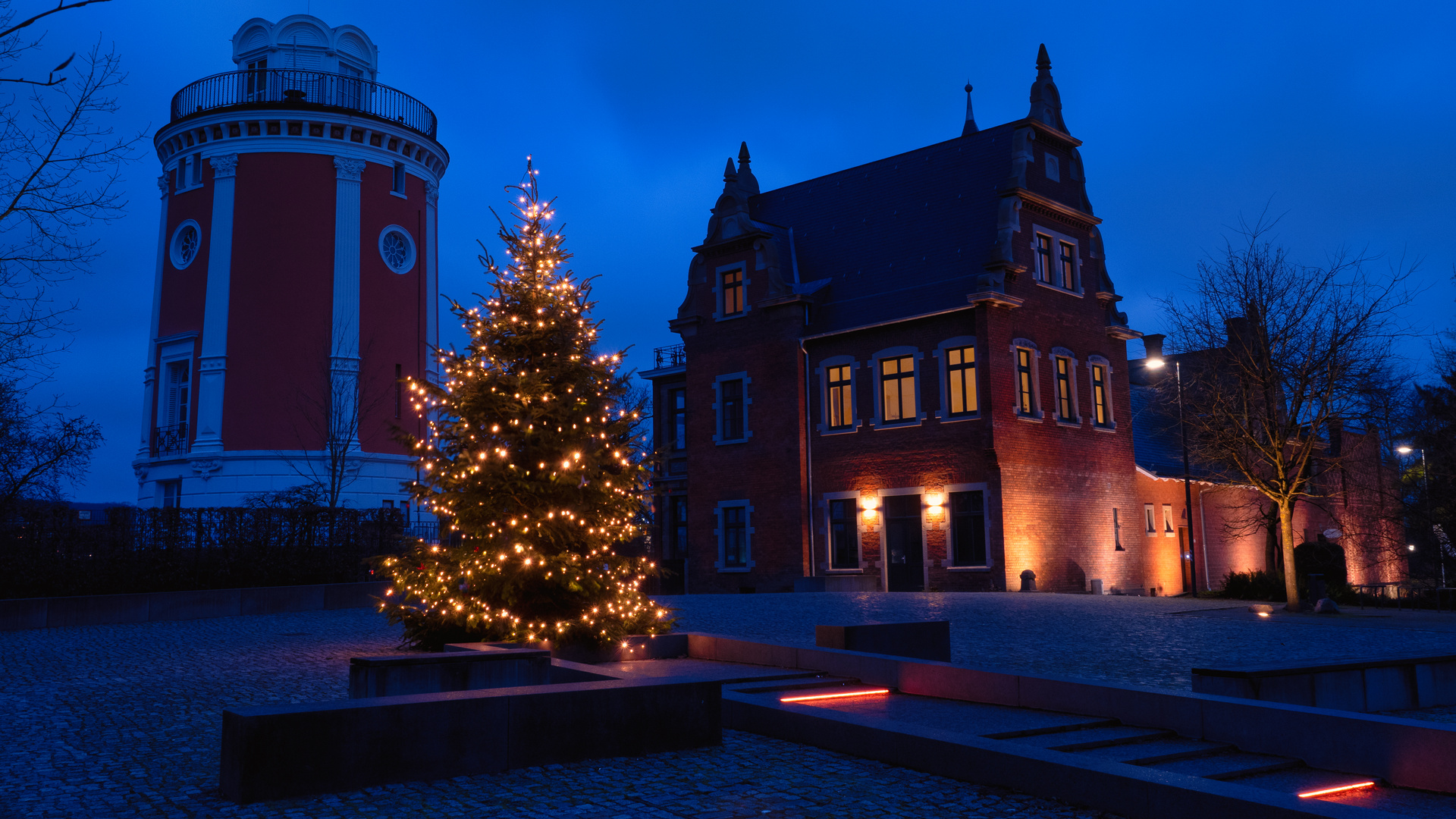 Elisenturm bei Nacht