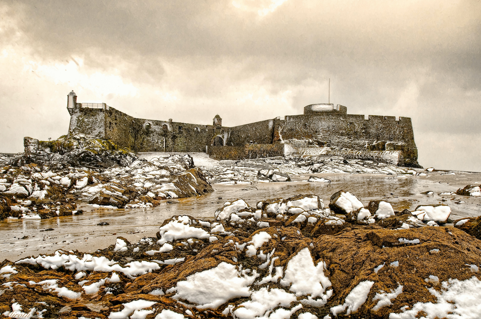 Elizabeth Castle in the snow