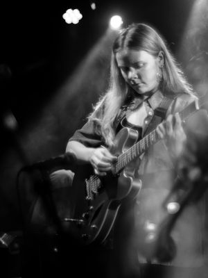 Ella Zirina am 19.04.25 inm Kölner Jaki