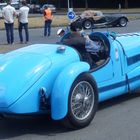 Elles ont "4 roues" et elles roulent toujours lors du rassemblement Le Mans Classic.