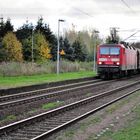 Ellok Baureihe 143 324-2 mit einen Güterzug in Ri. Dessau unterwegs