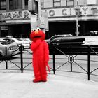 Elmo vor der Radio City Music Hall - New York