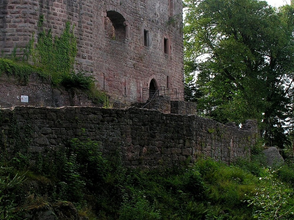 Elsass, in die Vogesen, nahe am Odilienberg, Schloss Birkenfels